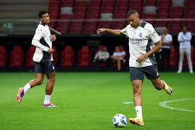 实现包抄效 实现包抄效